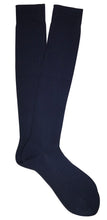 Carica l'immagine nel visualizzatore di Gallery, Calza Lunga Uomo in Cotone 100% Filoscozia Rimagliato a Mano - Blu Navy